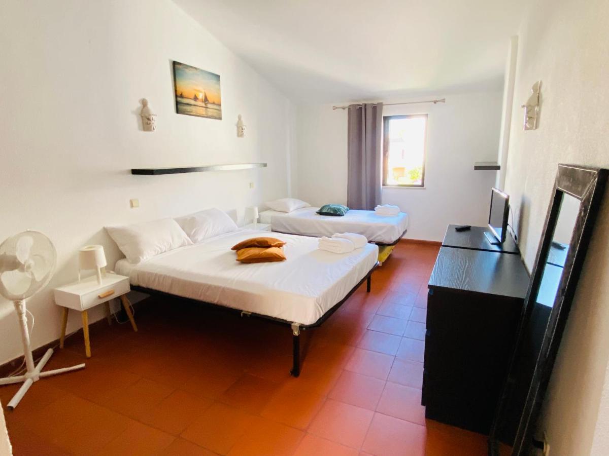 Summer House, Only 2 Minutes To The Beach In Vilamoura! Villa Ngoại thất bức ảnh