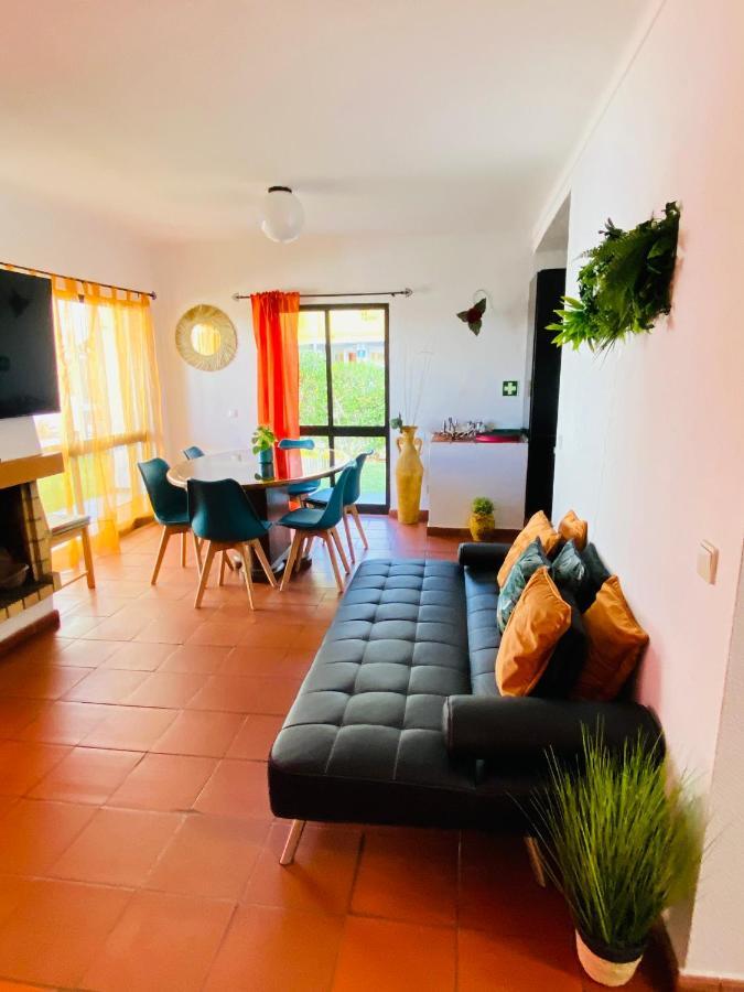 Summer House, Only 2 Minutes To The Beach In Vilamoura! Villa Ngoại thất bức ảnh